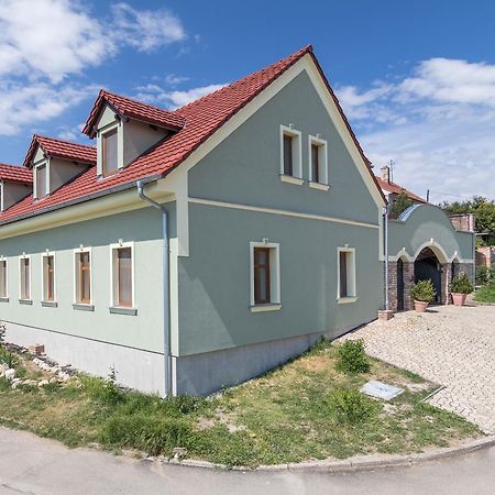 Apartmány Fojtova studna Sedlec  Esterno foto
