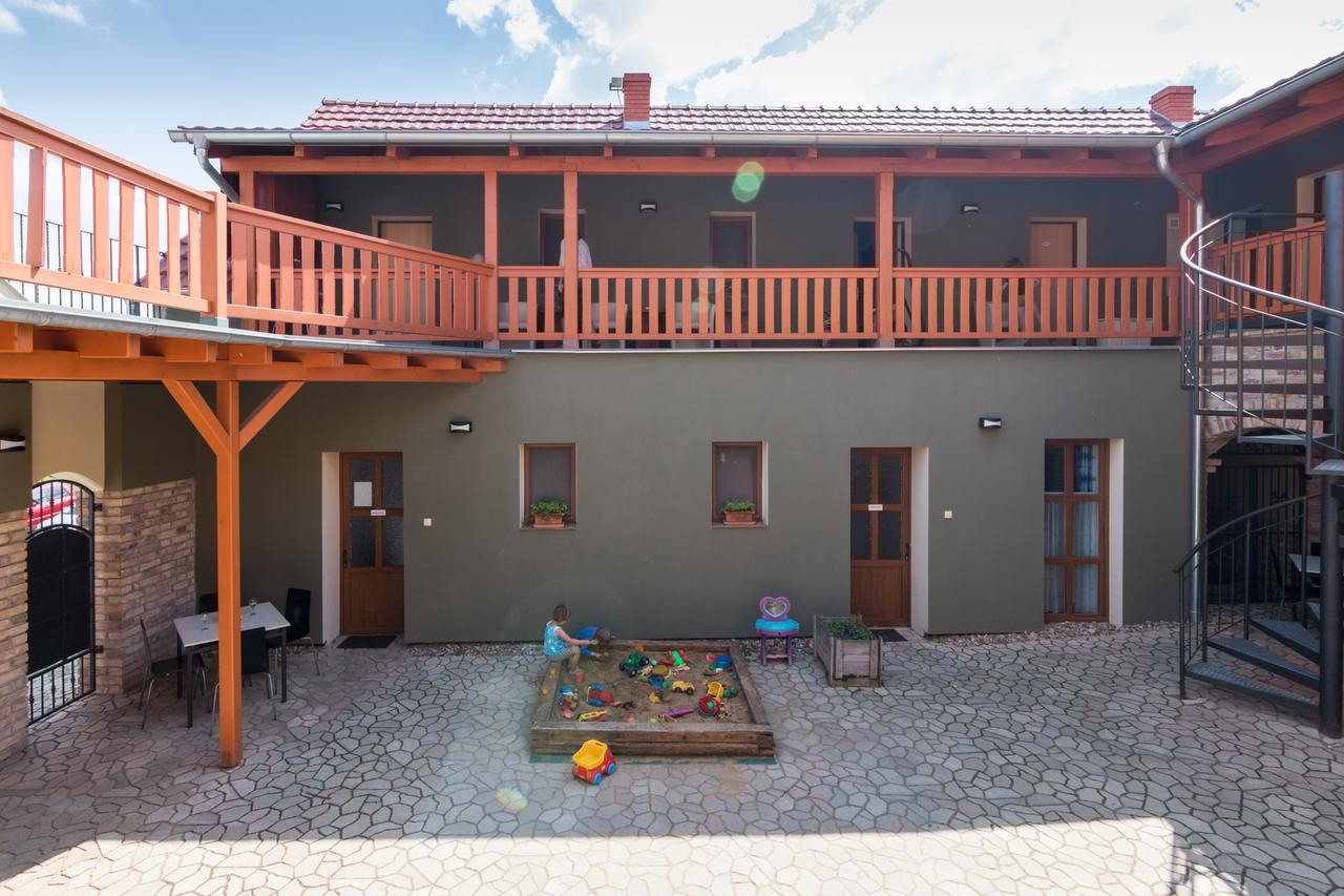 Apartmány Fojtova studna Sedlec  Esterno foto
