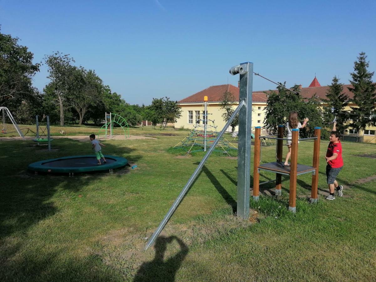 Apartmány Fojtova studna Sedlec  Esterno foto